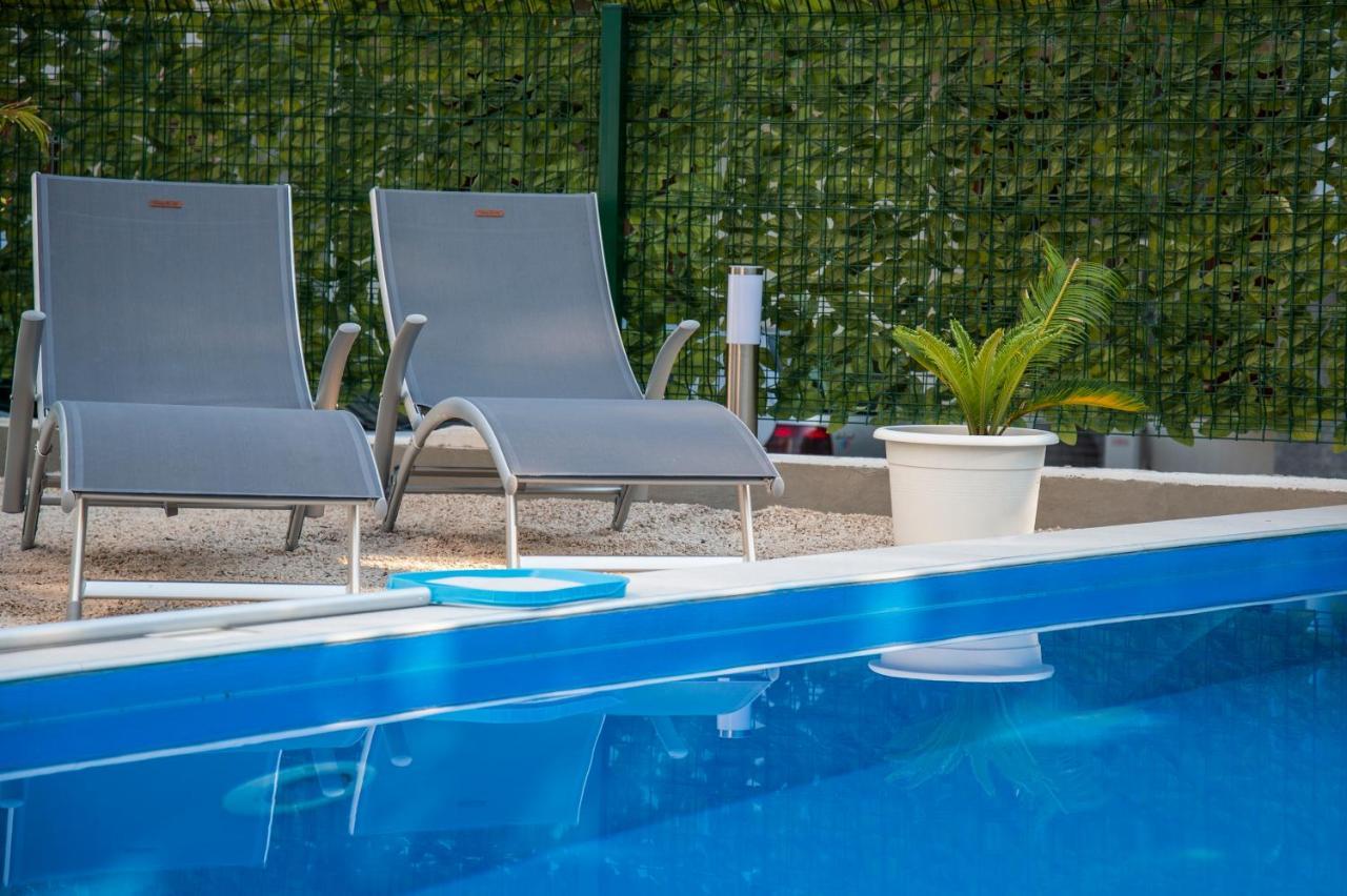 Soko Apartments Huoneistohotelli Soko Херцег-Нови Экстерьер фото