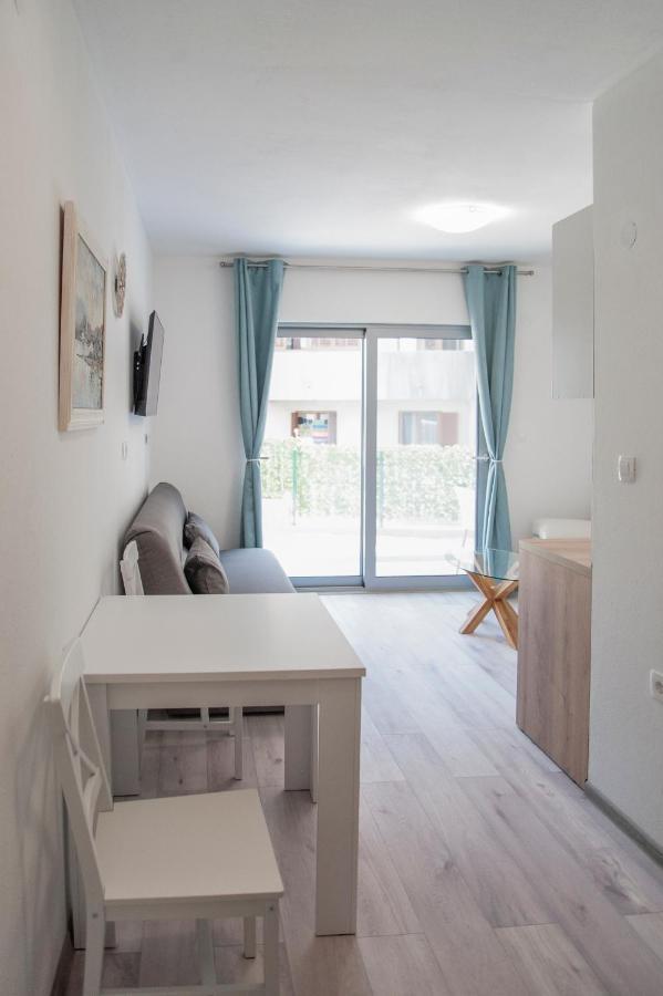 Soko Apartments Huoneistohotelli Soko Херцег-Нови Экстерьер фото